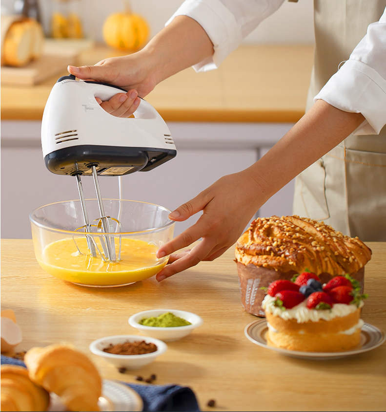 Scarlett Electric Hand Mixer - Image 5